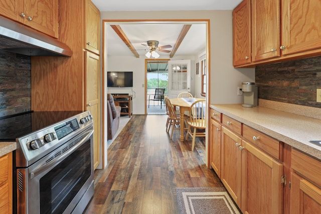 20963 Eagle Ct, Munson Twp, MN 56368 - kitchen featuring electric stove, extractor fan, dark wood-style floors, tasteful backsplash, and ceiling fan