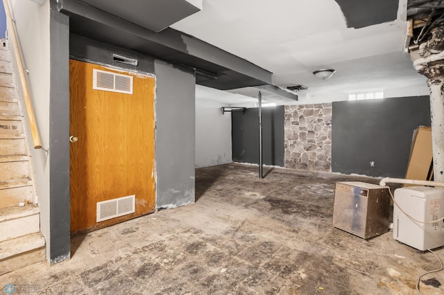 1709 13th Ave S, Fargo, ND 58103 - finished basement featuring stairway