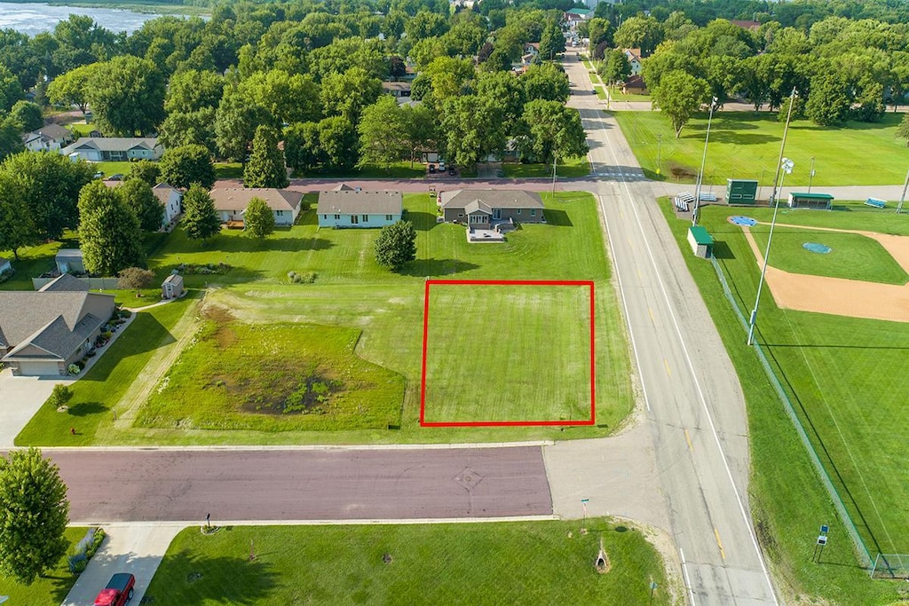 17 Marples Ave, Minnesota Lake, MN 56068