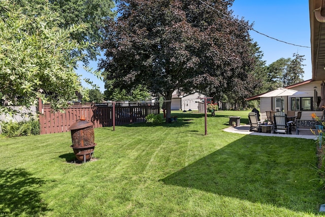 655 48th Ave, Goodview, MN 55987 - view of yard featuring a patio