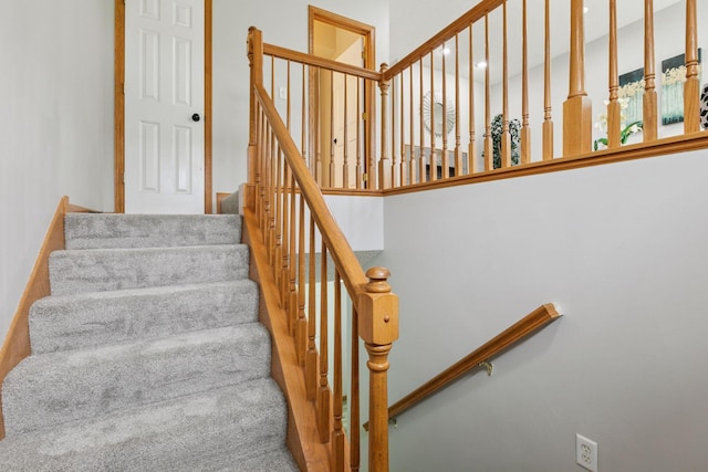 7829 Elm Grove Ln, New Hope, MN 55428 - view of stairway
