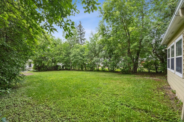 1330 12th St N, Fargo, ND 58102 - view of green lawn