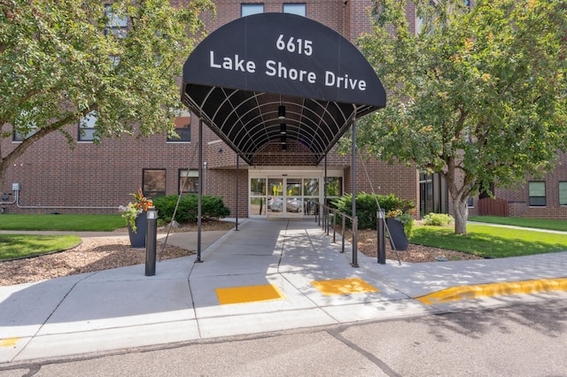 6615 Lake Shore Dr S Unit 803, Richfield, MN 55423 - surrounding community