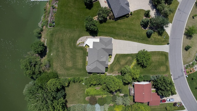 1215 Shore Dr SW, Hutchinson, MN 55350 - aerial view of property's location with a nearby body of water