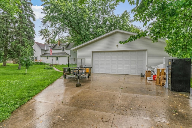 906 Holcombe Ave, Litchfield, MN 55355 - view of detached garage
