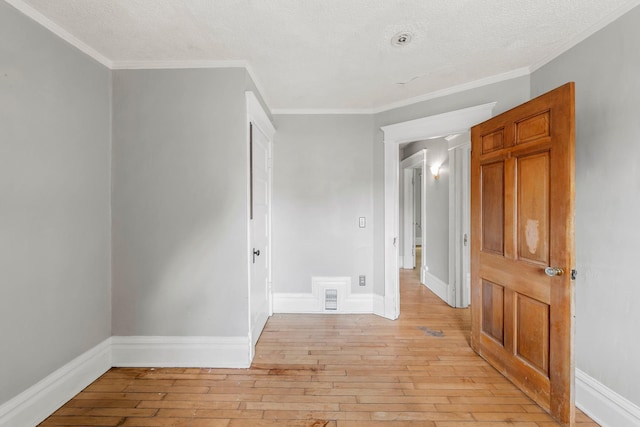 311 31st St E, Minneapolis, MN 55408 - photo 27