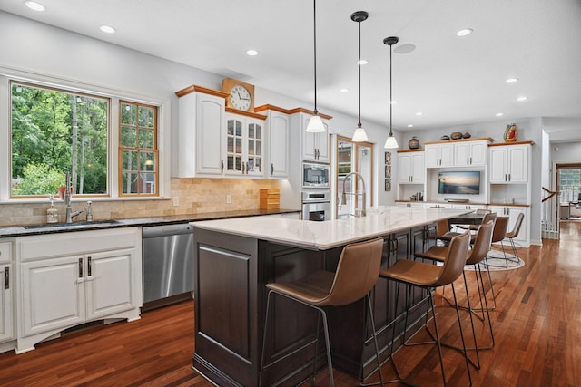 11625 Live Oak Dr, Minnetonka, MN 55305 - photo 24