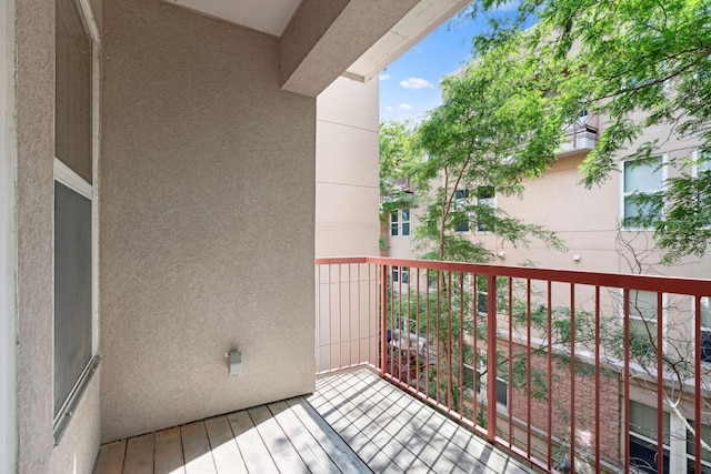 645 1st St Unit 305, Minneapolis, MN 55401 - view of balcony