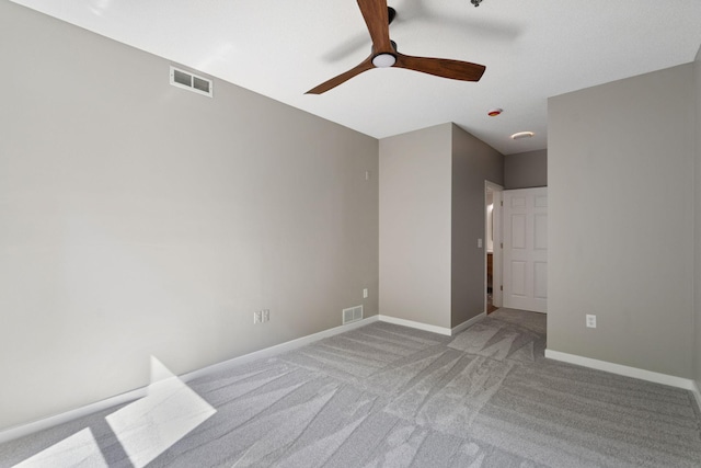 645 1st St Unit 305, Minneapolis, MN 55401 - spare room with light colored carpet and ceiling fan