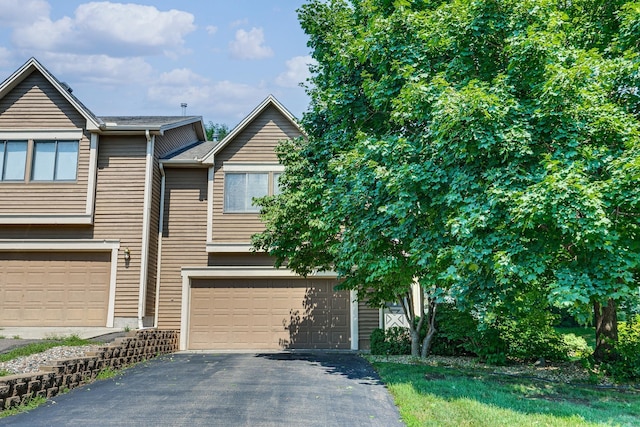 4328 Thornhill Ln, Vadnais Heights, MN 55127 - photo 1