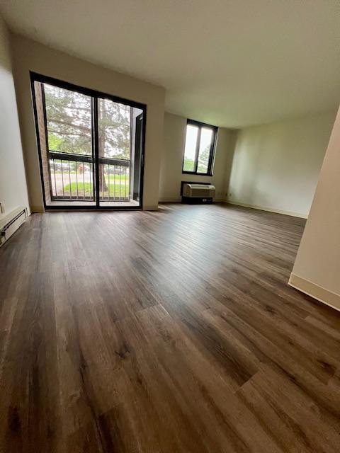 1181 Edgcumbe Rd Unit 103, Saint Paul, MN 55105 - photo 2