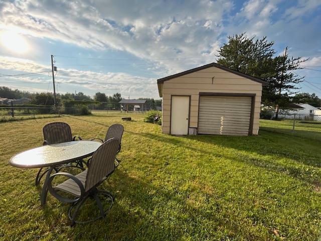8776 Merritt Pl, Mountain Iron, MN 55768 - photo 3