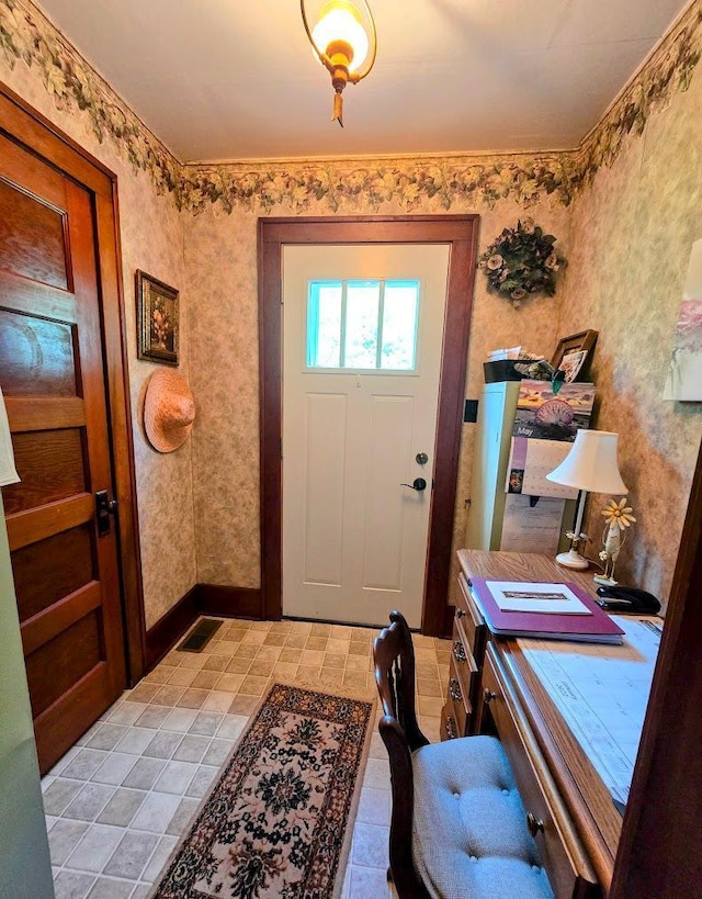 2047 60th Ave, Altona Twp, MN 56164 - entryway with wallpapered walls