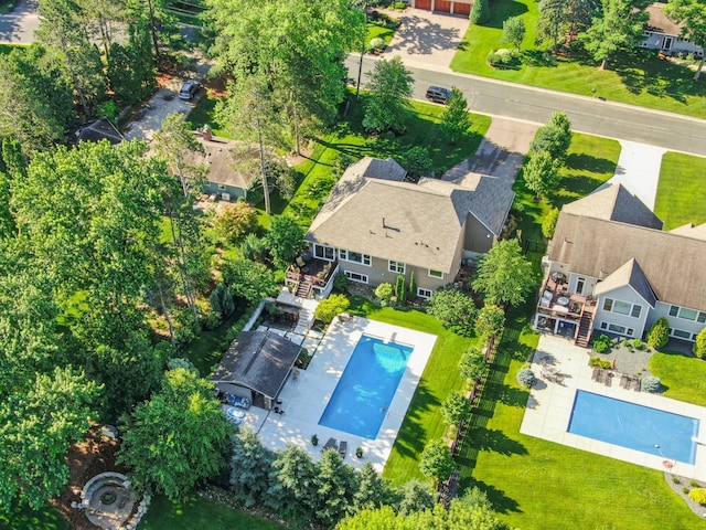 641 Callahan Pl, Mendota Heights, MN 55118 - bird's eye view of a pool