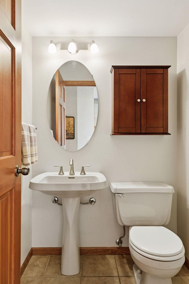 1890 Partridge Cir, Chanhassen, MN 55331 - half bathroom with tile patterned flooring
