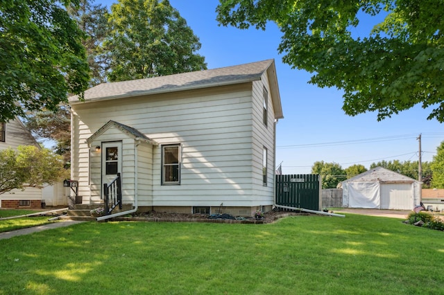 1715 10th St E, Glencoe, MN 55336 - photo 1