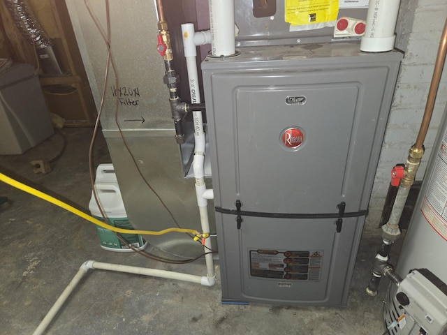 108 9th St, Morris, MN 56267 - utilities featuring heating unit