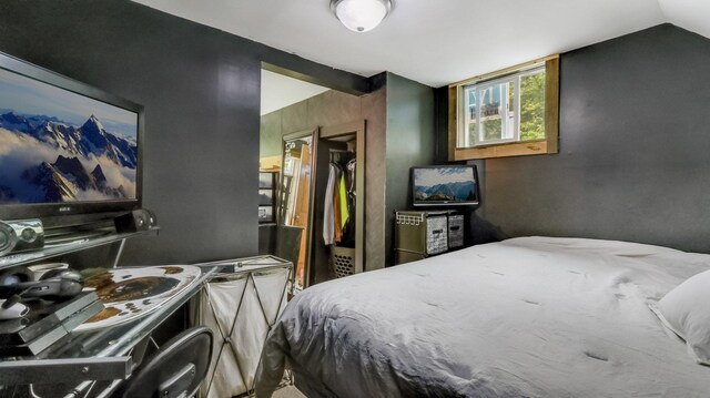 14645 Chapel Rd, Edgewater, WI 54817 - bedroom with vaulted ceiling