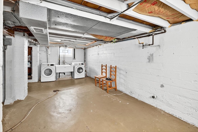 4716 30th Ave S, Minneapolis, MN 55406 - below grade area with a sink and washing machine and clothes dryer