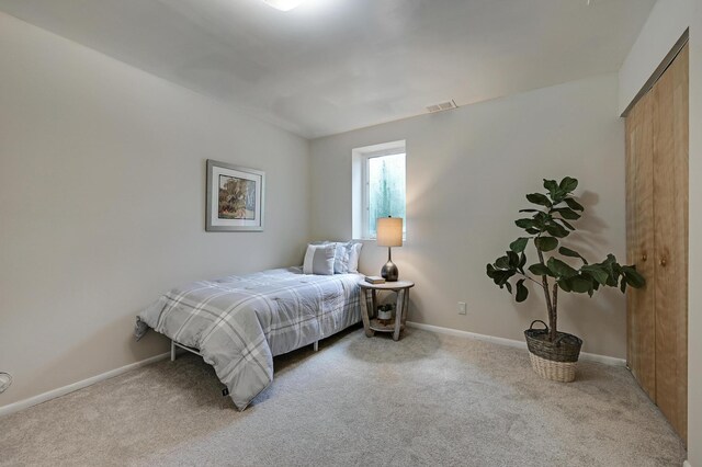 927 Charles Ave, Saint Paul, MN 55104 - carpeted bedroom with baseboards