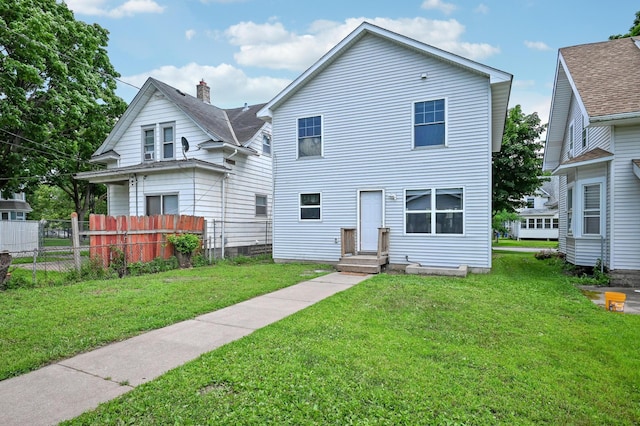 927 Charles Ave, Saint Paul, MN 55104 - view of front of house with a chimney