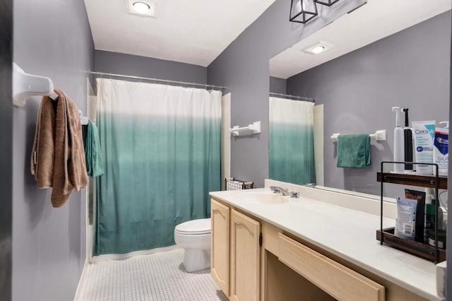 2265 Youngman Ave Unit 207E, Saint Paul, MN 55116 - full bathroom with vanity, tile patterned floors, and shower / bath combo with shower curtain