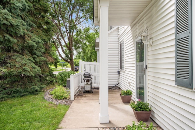 17980 69th Pl N, Maple Grove, MN 55311 - view of patio / terrace