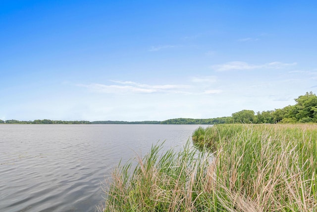 2565 Highland Rd, Minnetrista, MN 55359 - water view