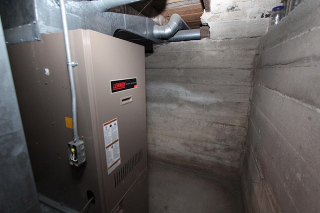 24195 Center St E, Mayfield Twp, MN 56701 - utilities with heating unit