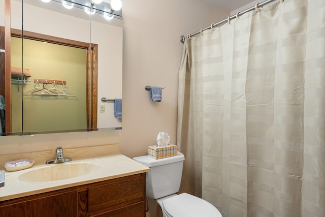 1200 18th Ave NW Unit 132, Austin, MN 55912 - full bath with vanity and a shower with curtain