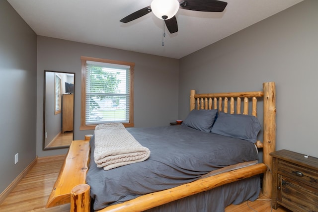 728 Linn St N, Prescott, WI 54021 - bedroom featuring light wood-style flooring and ceiling fan