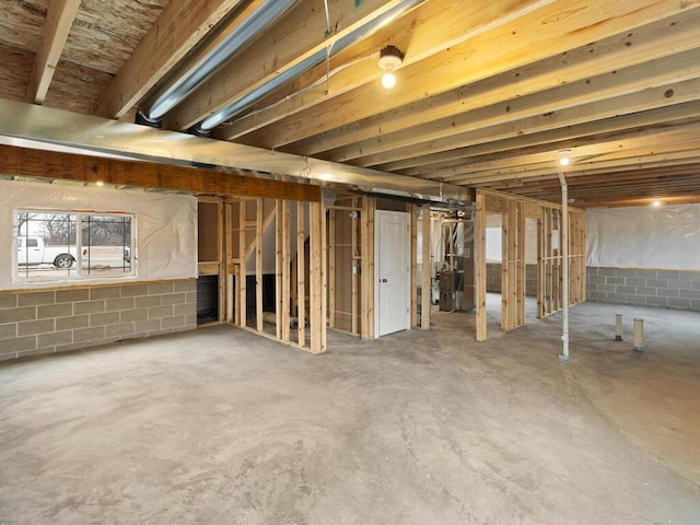 6706 376th St, North Branch, MN 55056 - view of below grade area