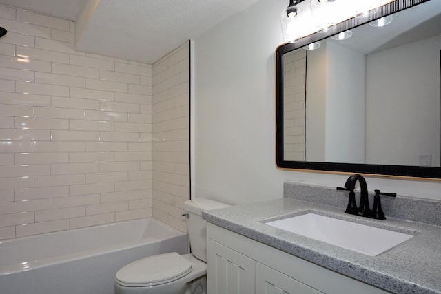 10419 Goldenrod St NW, Coon Rapids, MN 55448 - bathroom with vanity and washtub / shower combination