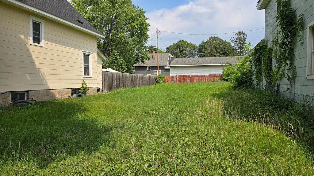 562 Western Ave N, Saint Paul, MN 55103 - photo 1
