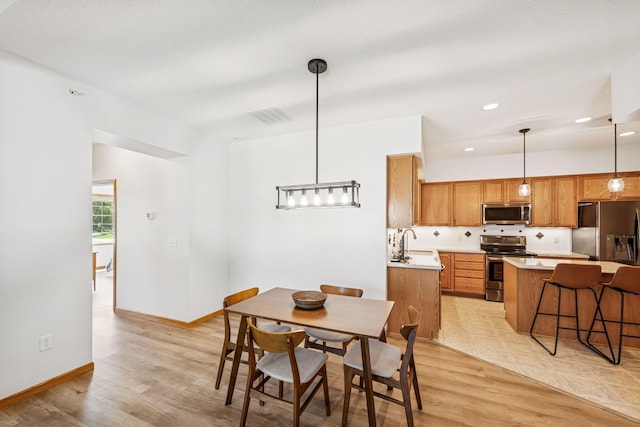 13936 54th Ave N Unit 2, Plymouth, MN 55446 - dining area featuring light wood-type flooring and recessed lighting