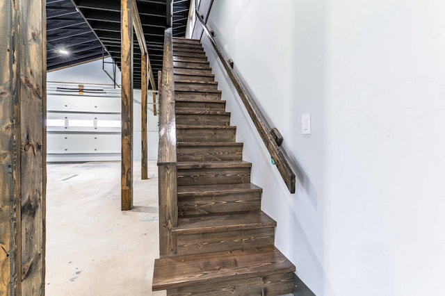 41565 Thunder Rd, Clitherall, MN 56524 - view of staircase