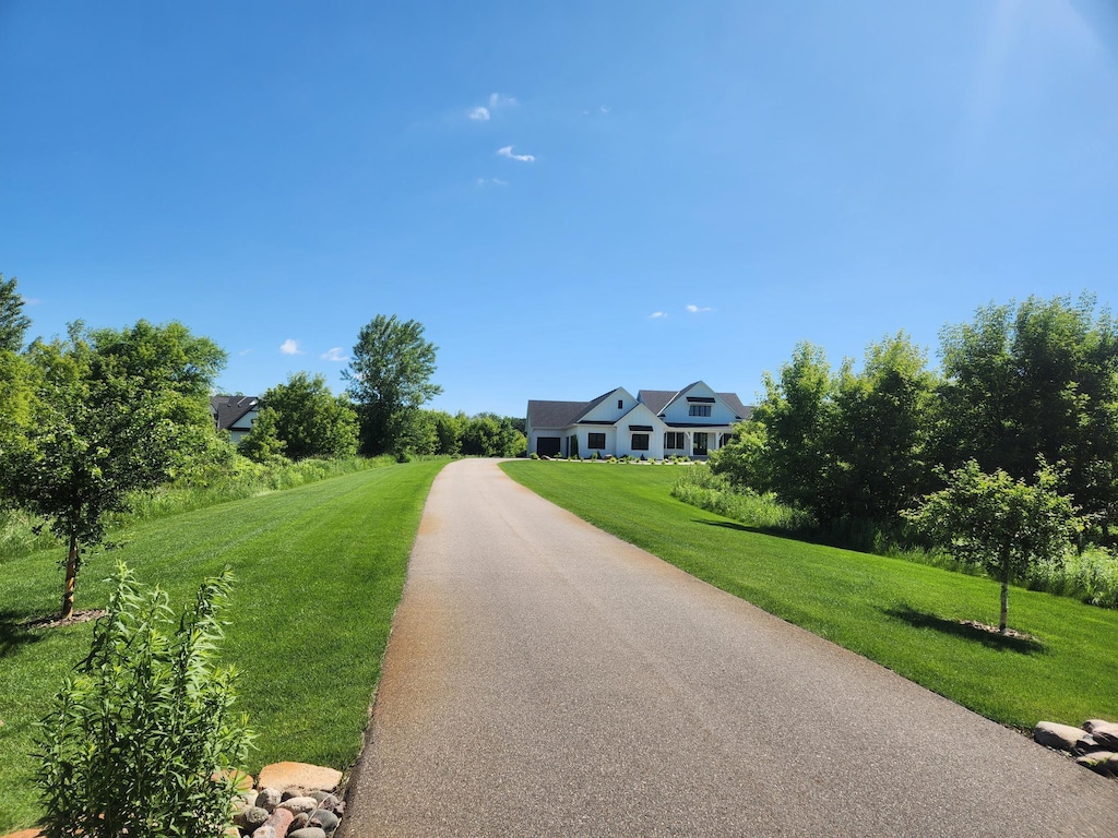 9034 Whisper Creek Trl, Greenfield, MN 55373 - photo 2