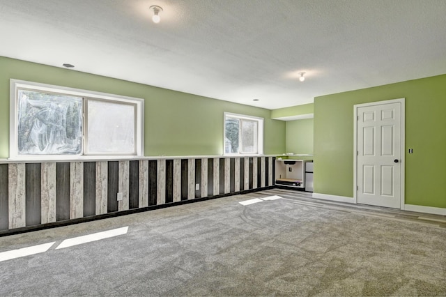38391 Hunters Ridge Trl, North Branch, MN 55056 - carpeted empty room featuring a textured ceiling