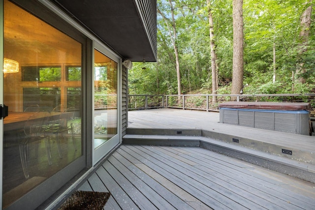 1921 Ewing Ave S, Minneapolis, MN 55416 - deck with a covered hot tub