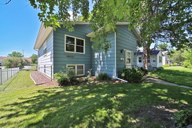 521 5th St NE, Staples, MN 56479 - photo 1