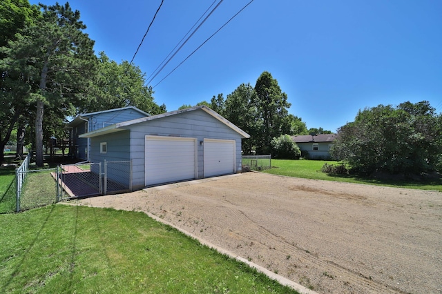 521 5th St NE, Staples, MN 56479 - photo 3