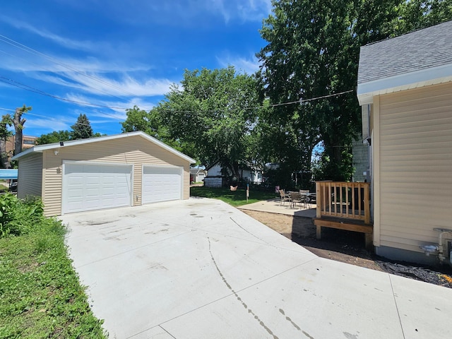 411 Main St, Pipestone, MN 56164 - view of detached garage