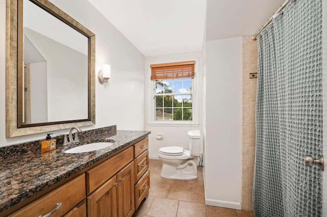 6712 Hillside Ln, Edina, MN 55439 - bathroom featuring vanity and tiled shower
