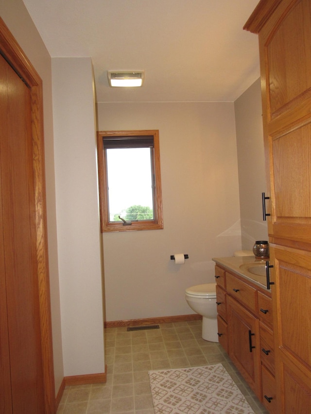 316 8th St NE, Fulda, MN 56131 - bathroom with baseboards and vanity