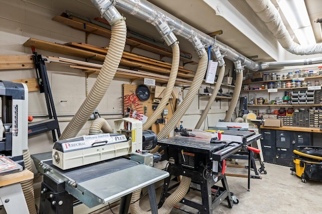 1666 Coffman St Unit 101, Falcon Heights, MN 55108 - basement featuring a workshop area