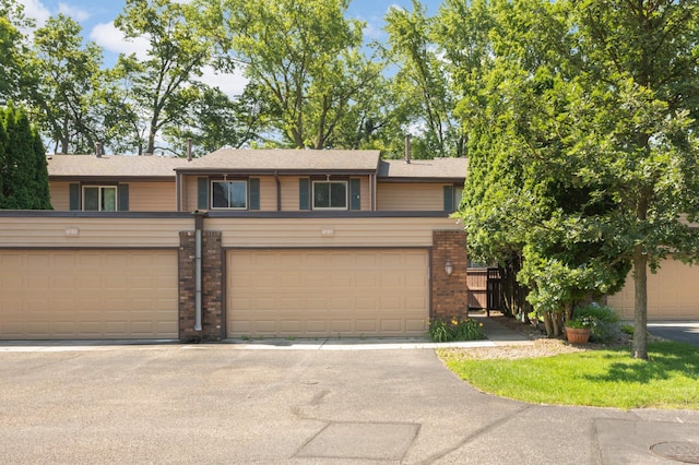 4757 Spring Cir, Minnetonka, MN 55345 - photo 1