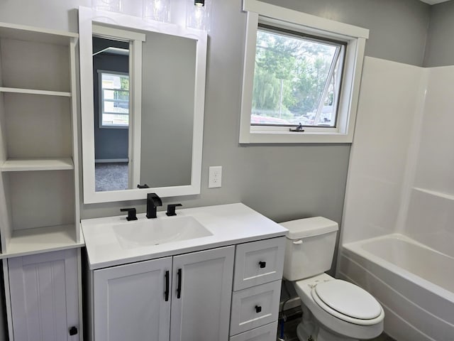 1204 10th St NE, Austin, MN 55912 - full bathroom featuring vanity and shower / washtub combination