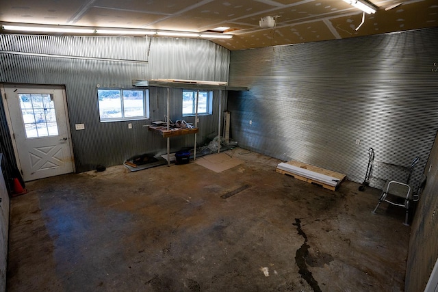 1650 Gunn Rd, Grand Rapids, MN 55744 - view of garage