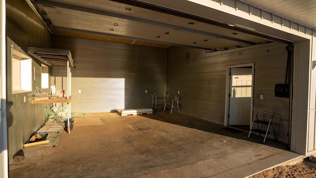 1650 Gunn Rd, Grand Rapids, MN 55744 - view of garage