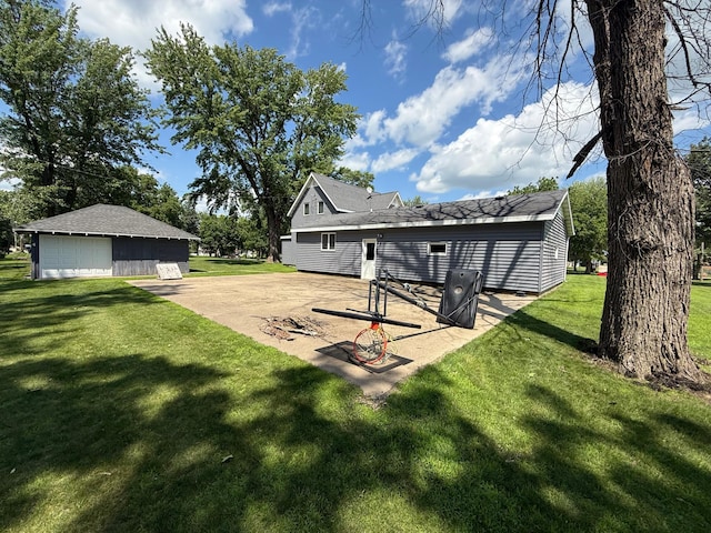 681 8th St, Walnut Grove, MN 56180 - rear view of house with a yard and a patio area
